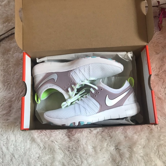 Nike Shoes -  Nike Women’s Free TR 7 Training Shoe • Sz 8
